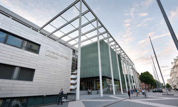 Medicine 醫學課程 @ Chelsea Independent College Medicine 醫學課程 @ Chelsea Independent College
